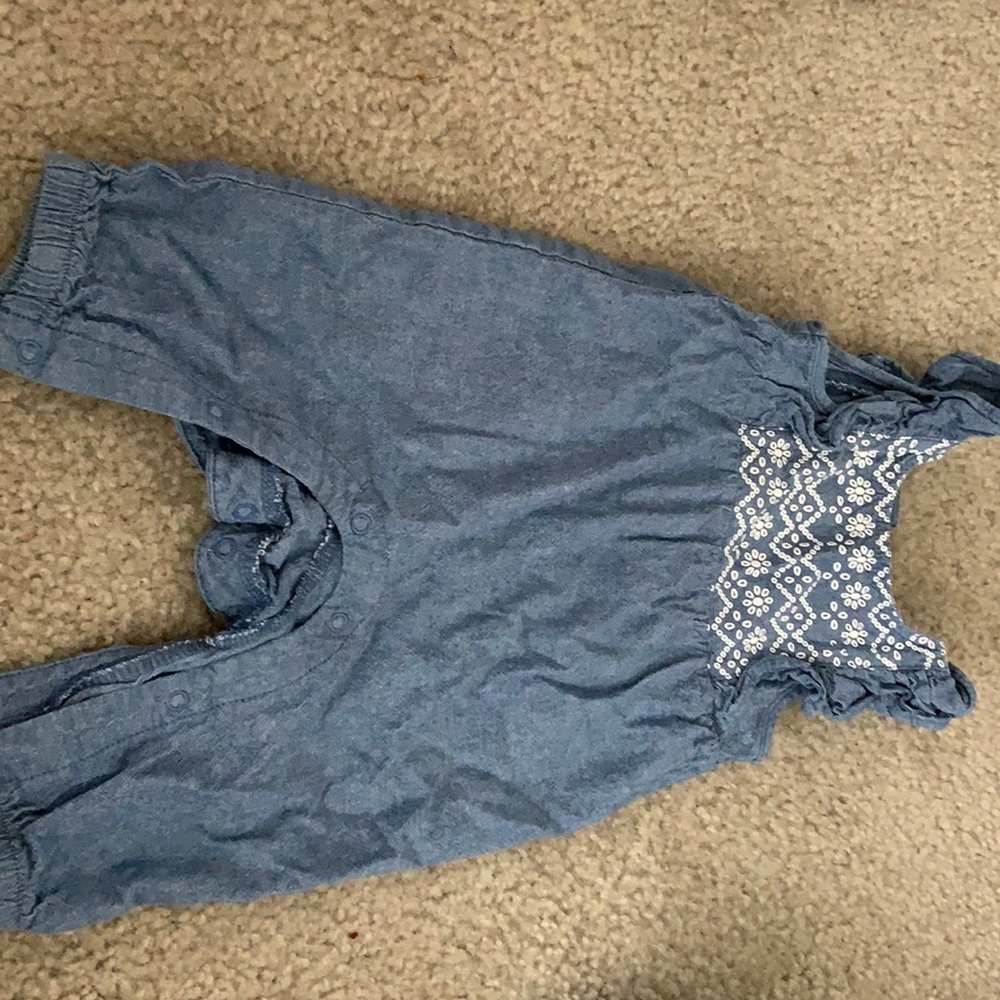 Cat & jack 0-3m used-like new